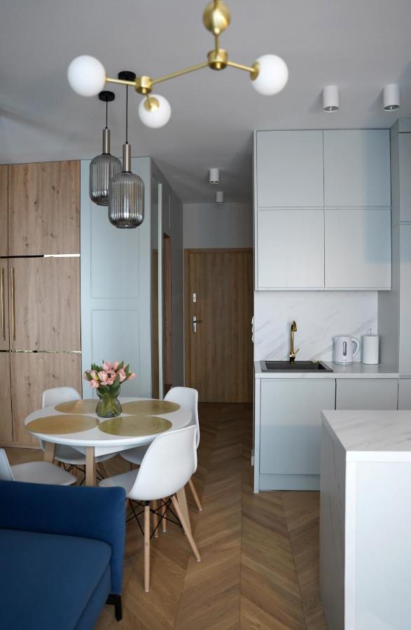 ורשה Apartamenty Metro Targowek 27 מראה חיצוני תמונה
