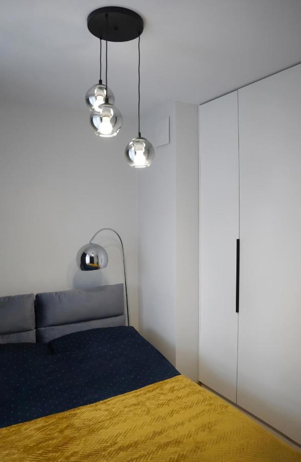 ורשה Apartamenty Metro Targowek 27 מראה חיצוני תמונה