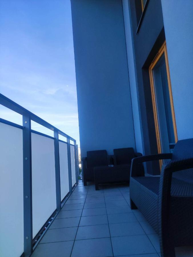 ורשה Apartamenty Metro Targowek 27 מראה חיצוני תמונה